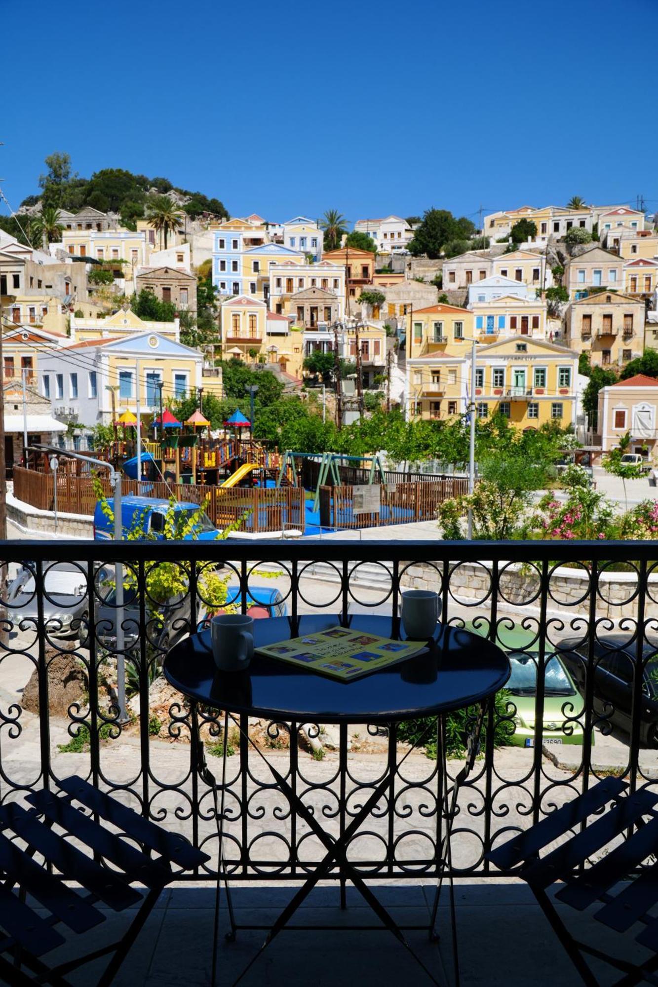 Symi Central Point Экстерьер фото
