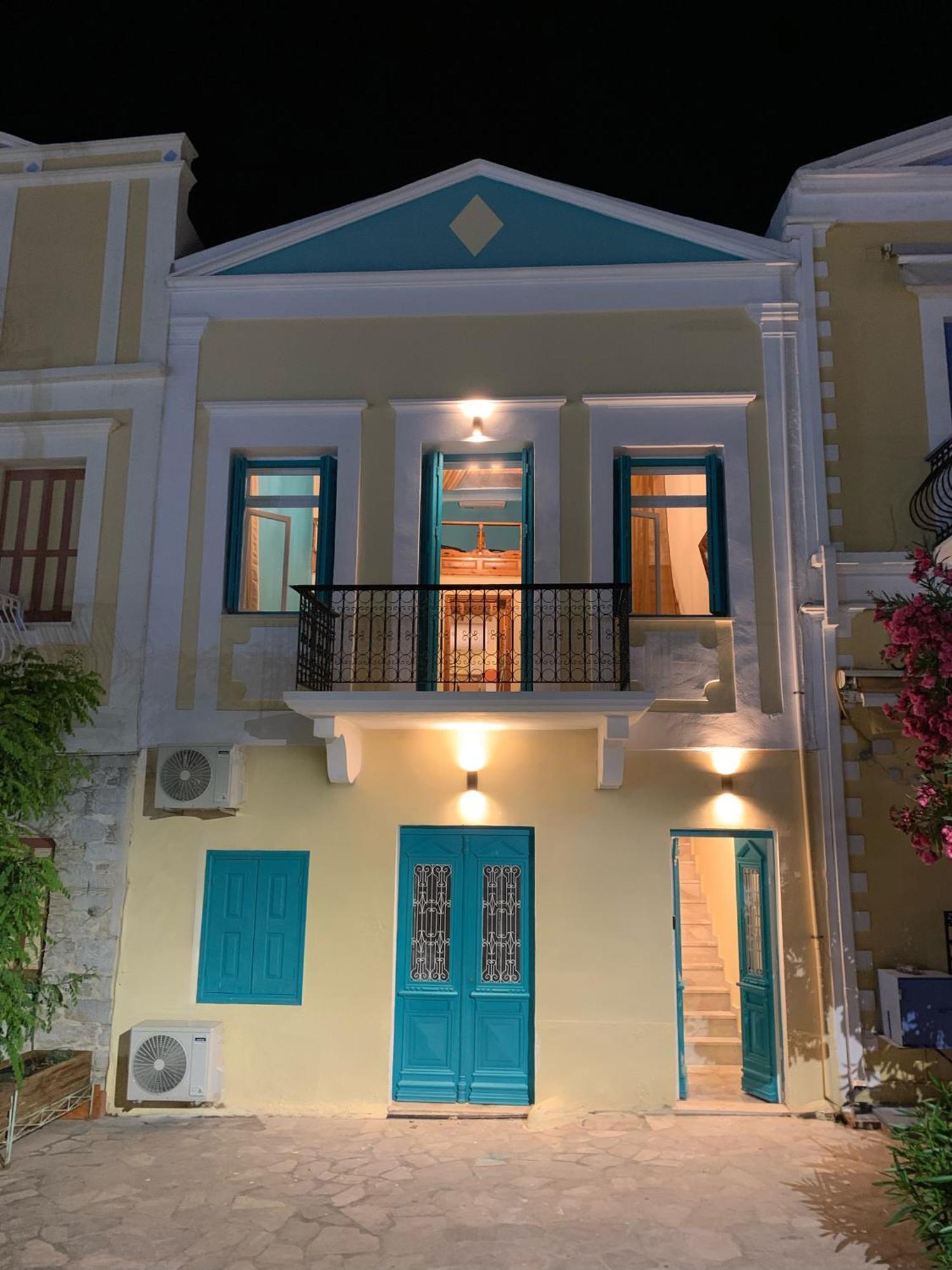 Symi Central Point Экстерьер фото